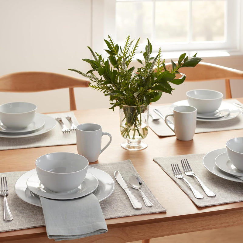 Amazon Basics 16-Piece Porcelain Kitchen Dinnerware Set with Plates
