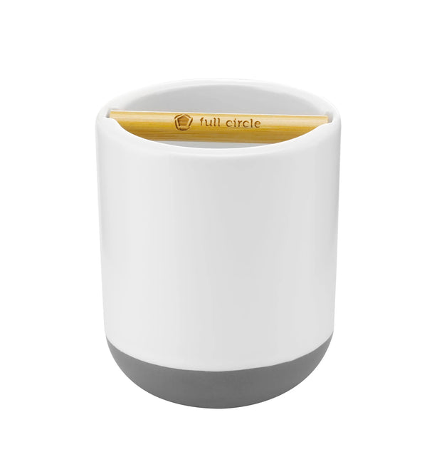 Keep It Clean Toothbrush Holder